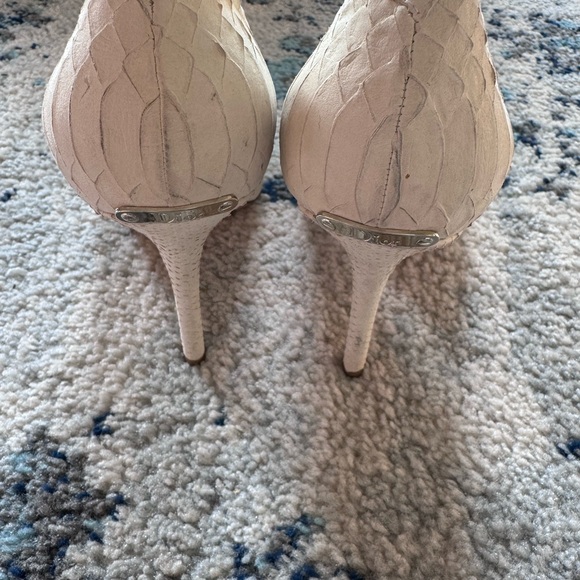 Christian Dior Python Pumps - Picture 4 of 9
